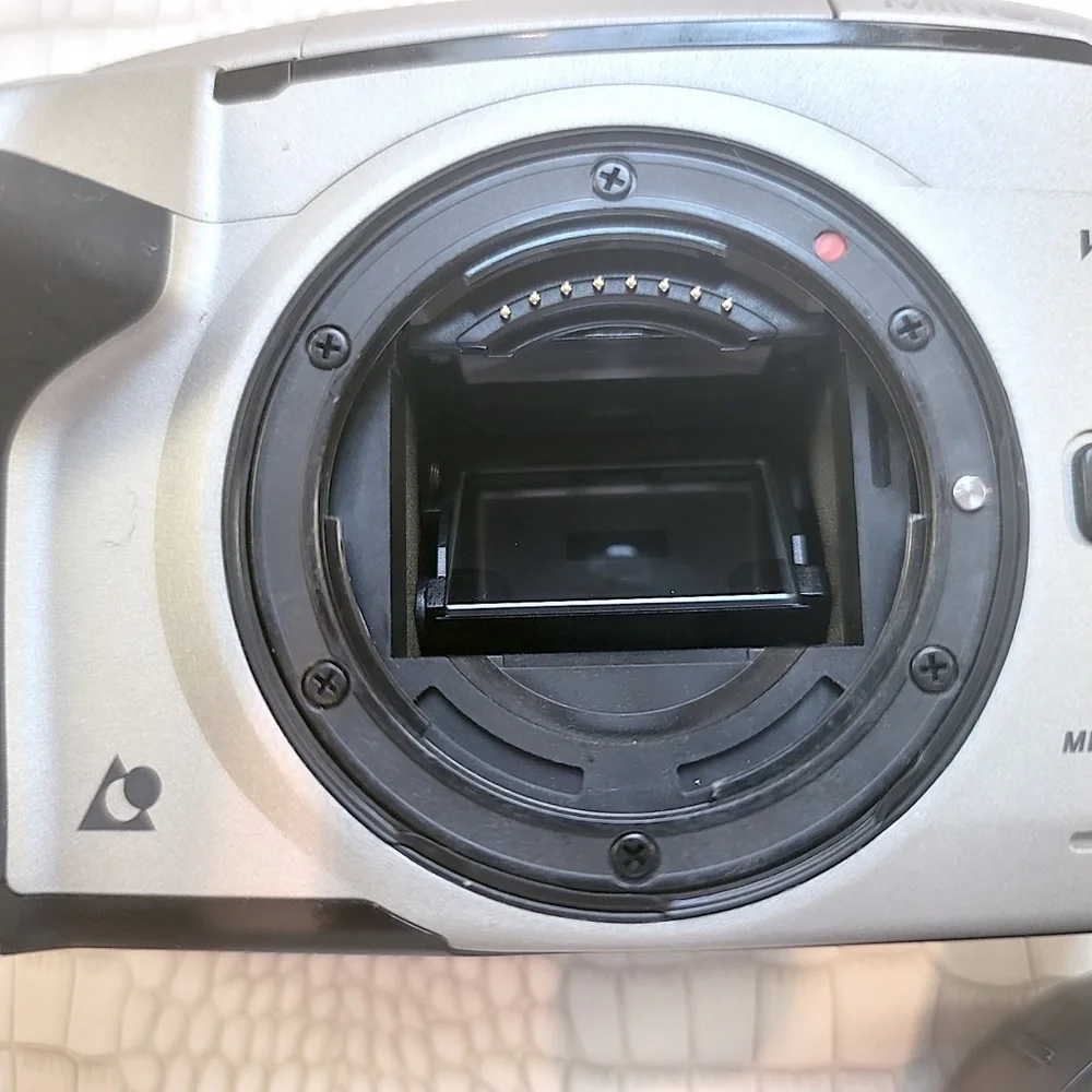 Rare Vintage New Never Used Minolta Vectis S-1 APS SLR Film Camera
